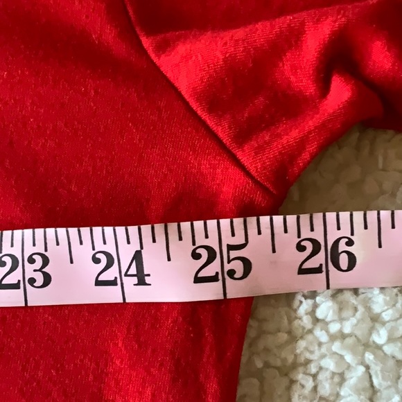 Take That 3X Cropped Long Sleeve Crew Neck Top with Glitter Vinyl Graphic - Picture 7 of 11